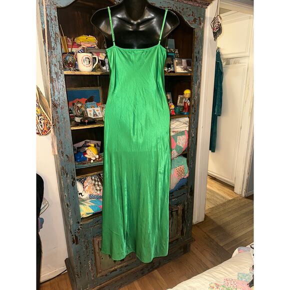 PISTOLA MARI MIDI SLIPDRESS IN GORGEOUS GREEN S - Picture 2 of 9